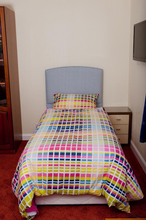 Rother Valley View B&B 셰필드 객실 사진