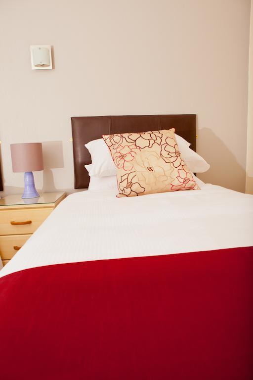Rother Valley View B&B 셰필드 객실 사진